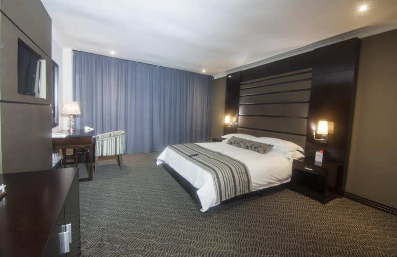 Standard Sextuple room