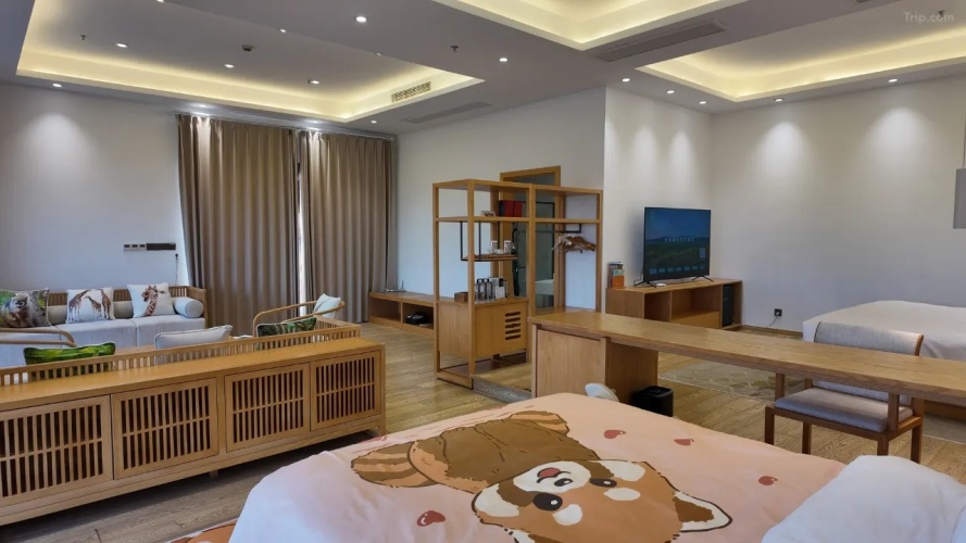 Hilltop Dudu Triple Suite