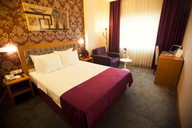 Standard Double room with view