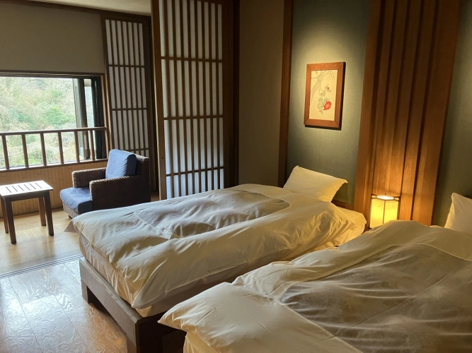 12 Tatami Mats Western Japanese-Style Twin Tokokoji room