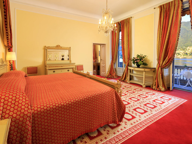 Presidential Double Suite with lake view