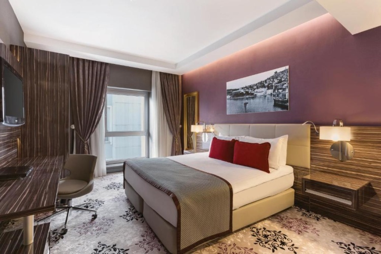 Terrace Double Suite