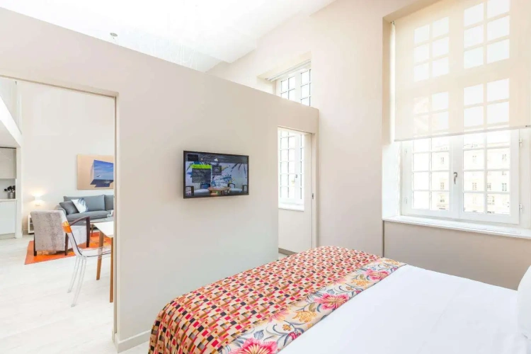 Prestige Mezzanine Suite