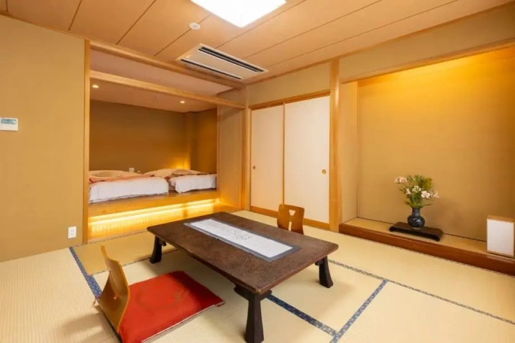 Japanese-Western Suite