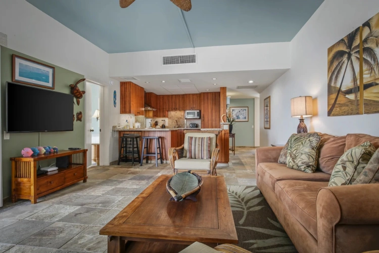 2 Bedrooms Unit 314 oceanfront