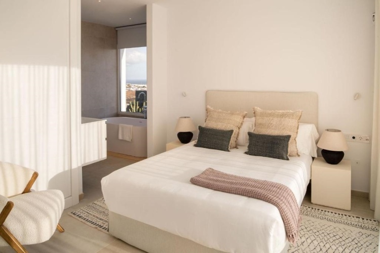 2 Bedrooms Cottage