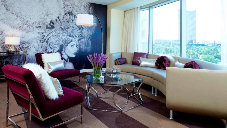 Deluxe Double Suite with Las Vegas strip view