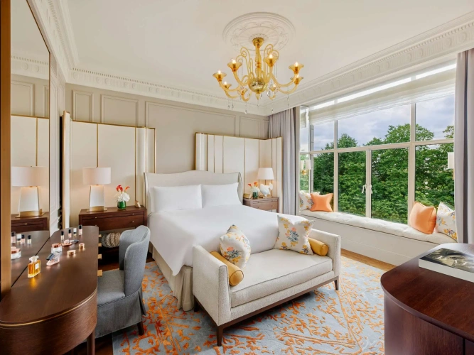 Grand Double Suite with river view