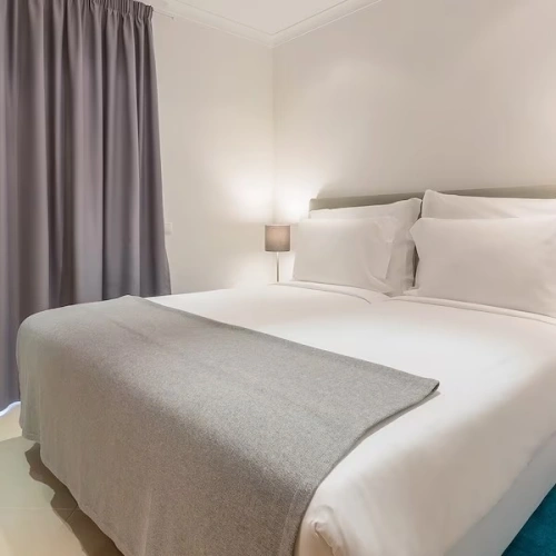 2 Bedrooms Villa