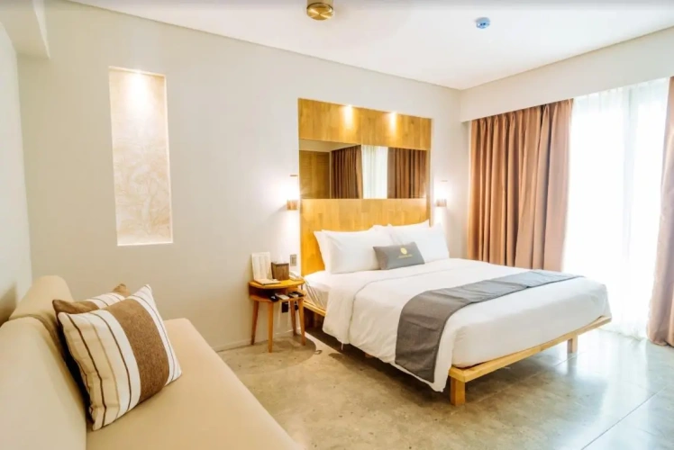 Premier Deluxe Double room with balcony