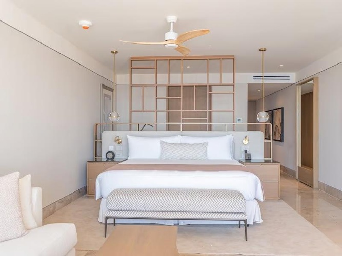 Ambassador Sunrise Double Suite