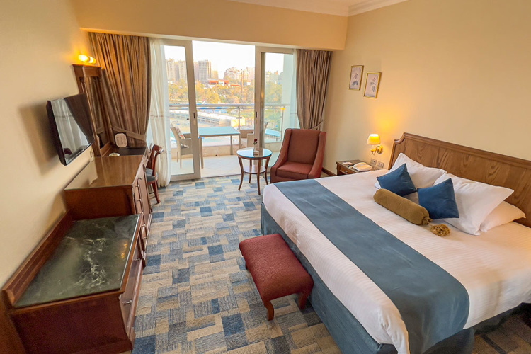 Corner Double Suite