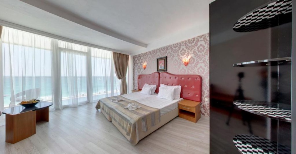 Standard Double room with balcony and with sea view