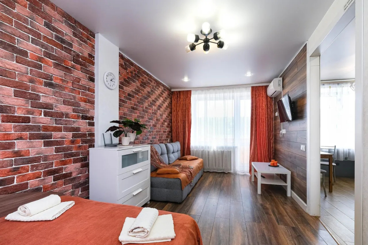 Фотография номера квартиры В гости на улице Челюскинцев 14