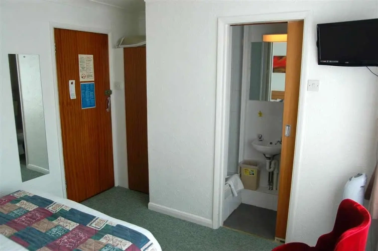 Small Double room