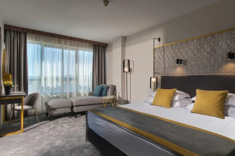 1 Bedroom Panoramic Double Suite