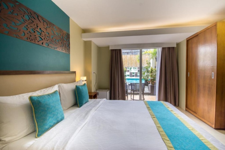 Deluxe Pool Access Double room