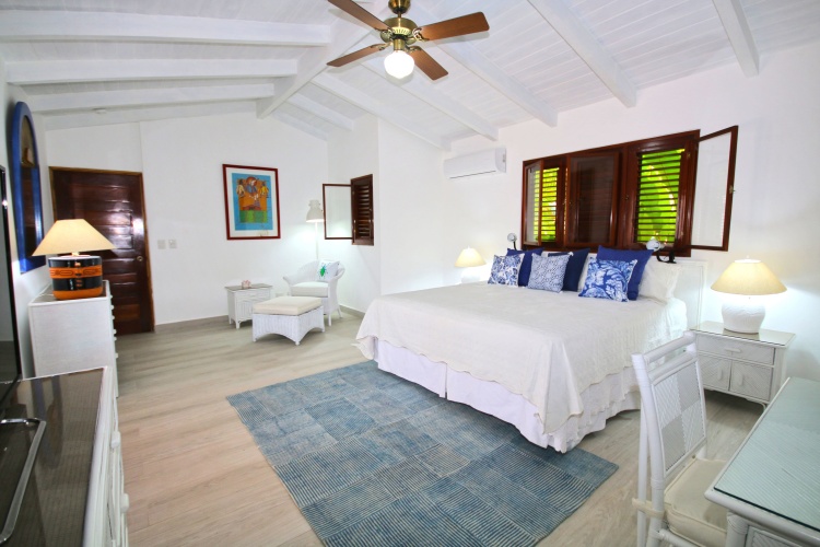 3 Bedrooms Garden Villa