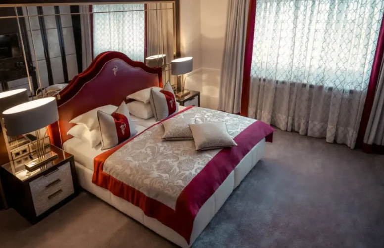 Apollo Double Suite