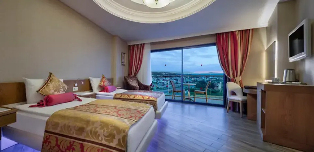 Jacuzzi Deluxe Suite