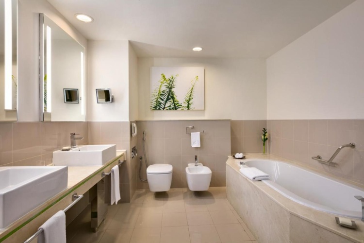 Traders Hotel Qaryat Al Beri photo 9