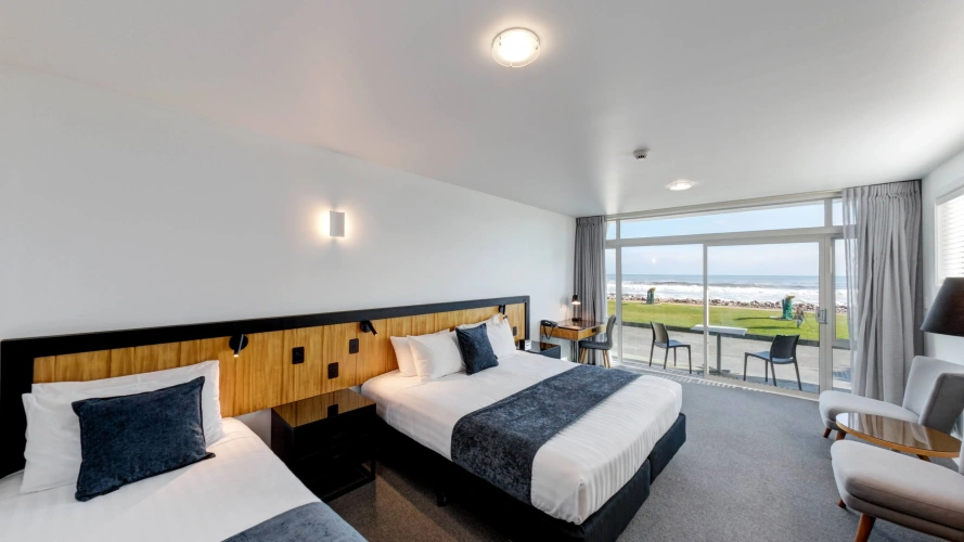 Deluxe Twin room with ocean view