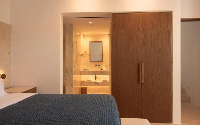 3 Bedrooms Calliope Villa
