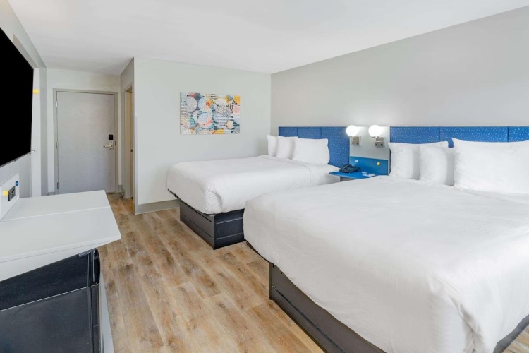 Quadruple room