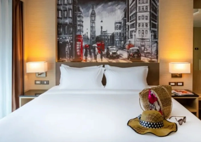 Deluxe Premier Corner Double room