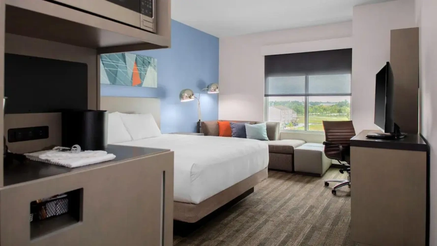 Den Double room