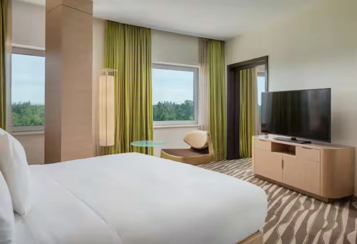 Executive Corner Double Suite with Skyline View