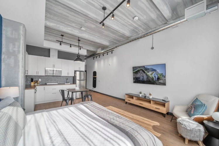 Accessible Double Studio