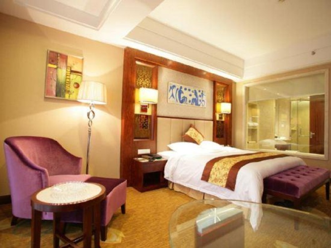 Deluxe Double Suite