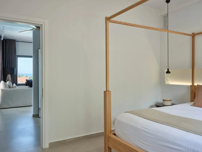 Family Double Suite with pool view