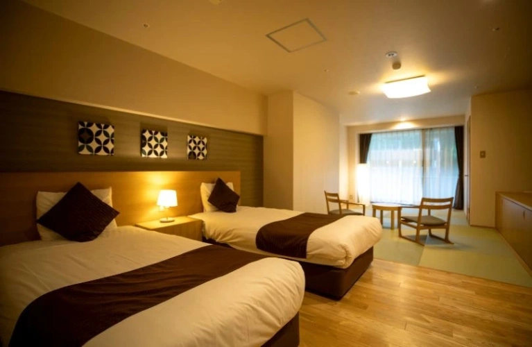Western-Style Twin room