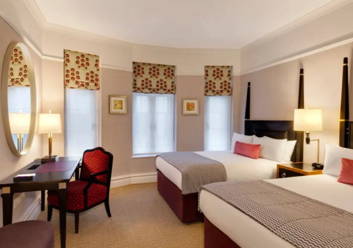 Deluxe Quadruple room