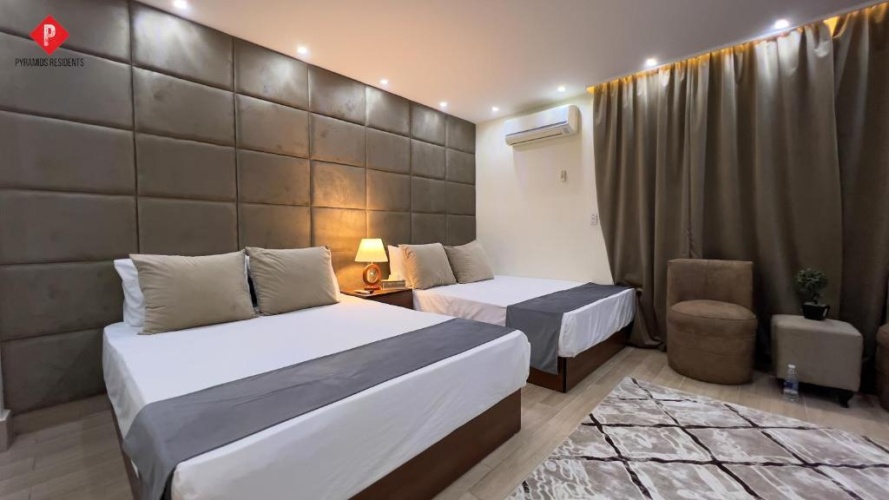 Pyramids View Twin room