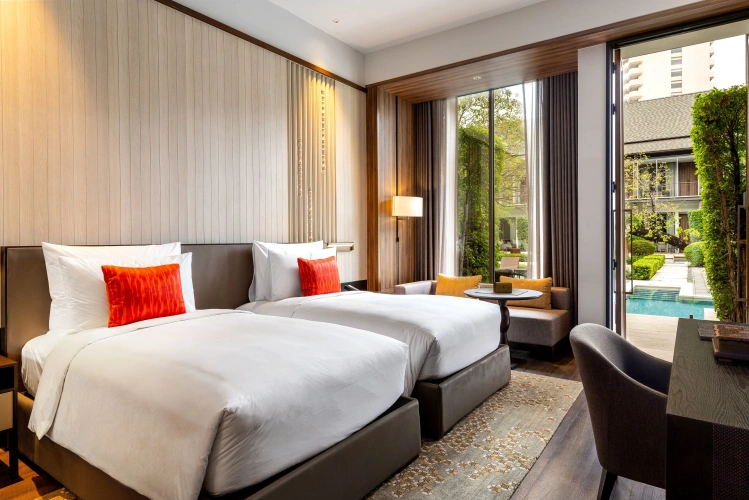 Deluxe Pool Access Twin room