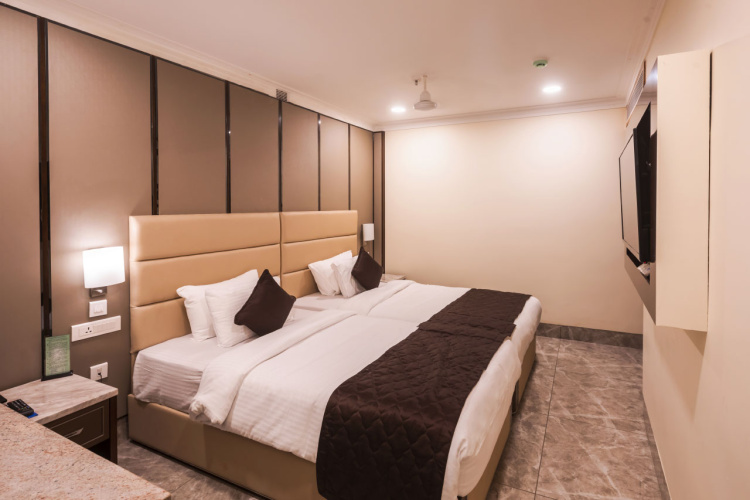 RKN Grand Hotel