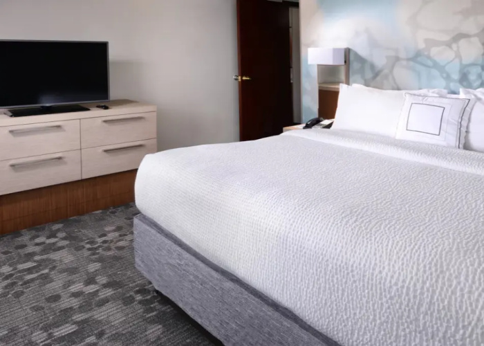 1 Bedroom Suite