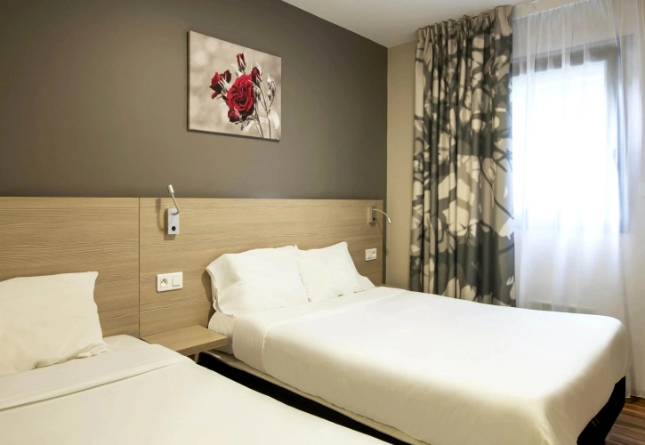 Triple room