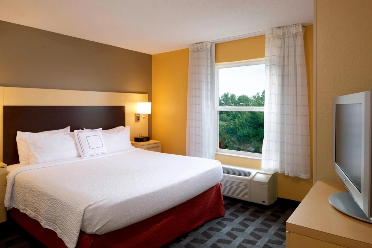 2 Bedrooms Suite