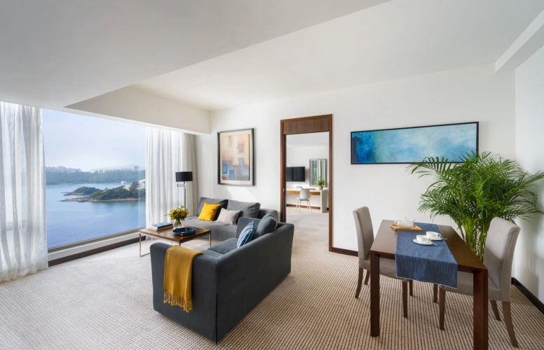 1 Bedroom Double Suite oceanfront