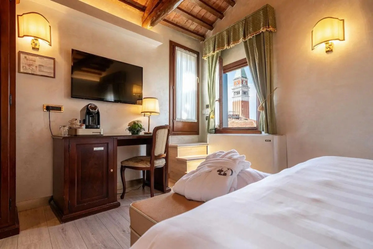 Hotel Colombina photo 13