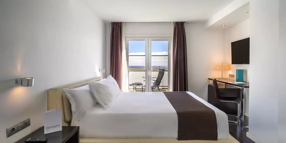 Superior Double room with balcony