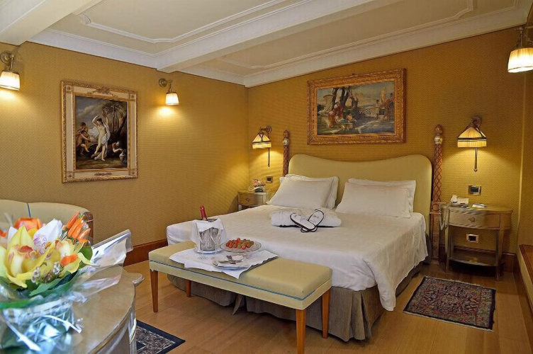 Hotel Homs