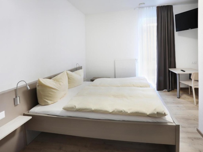 1 Bedroom Double Apartment