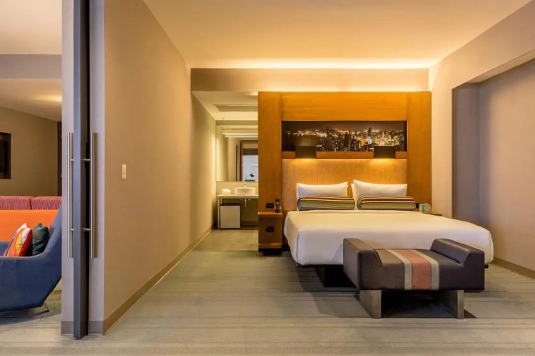 Savvy Double Suite with balcony