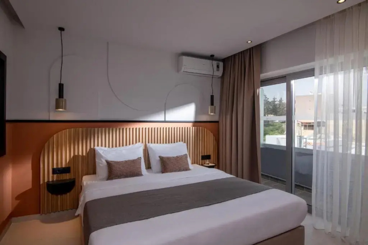 Mistral Bay Hotel