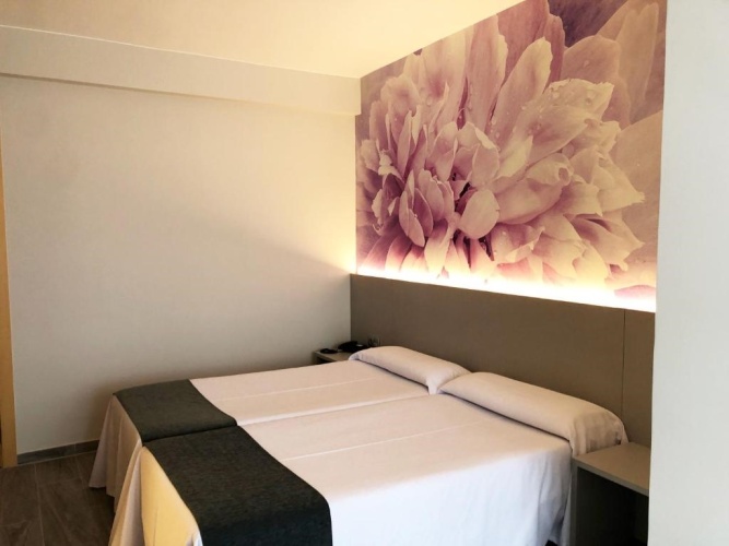 Superior Double room with balcony